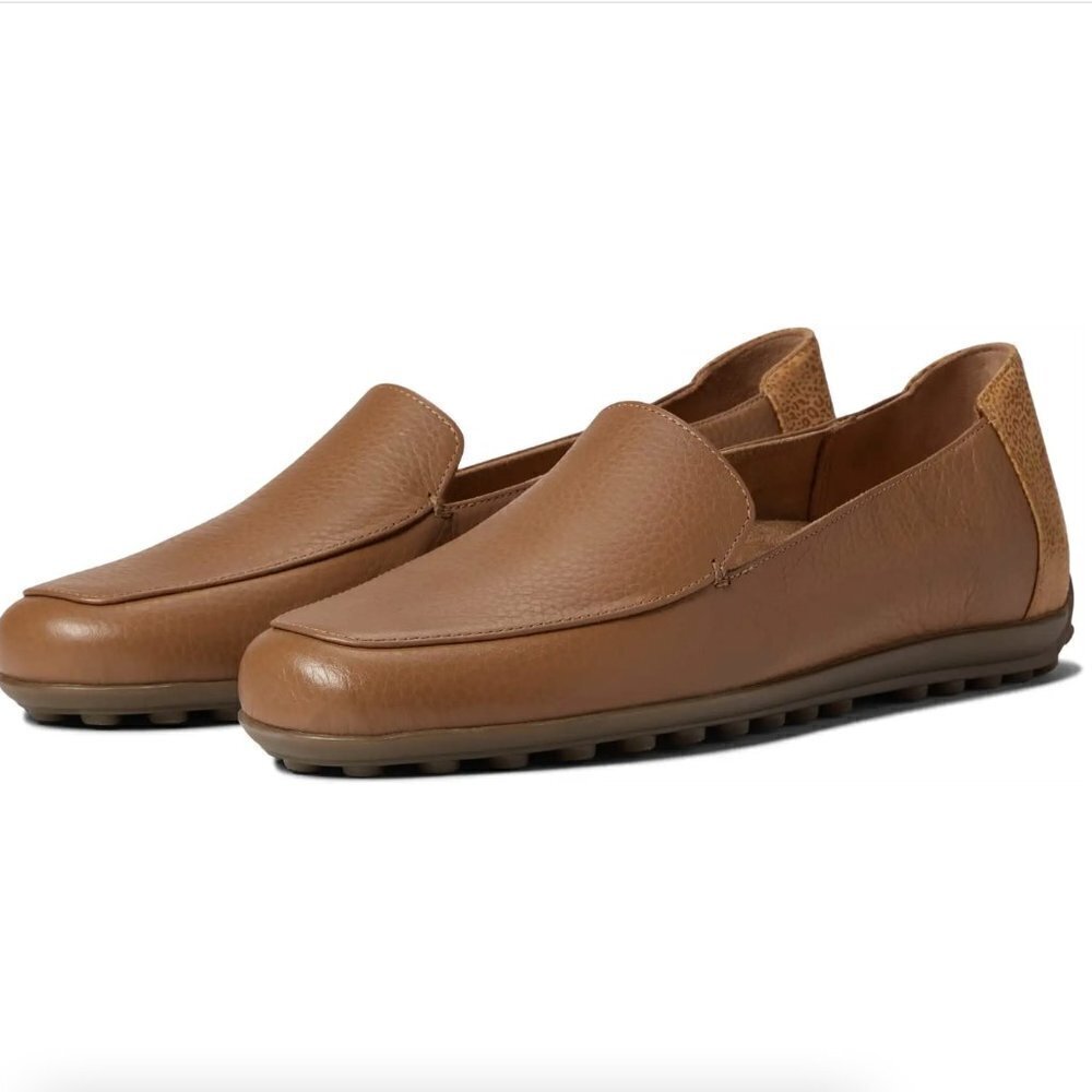 Vionic Elora Women's Slip On Leather Driving Moc Toffee